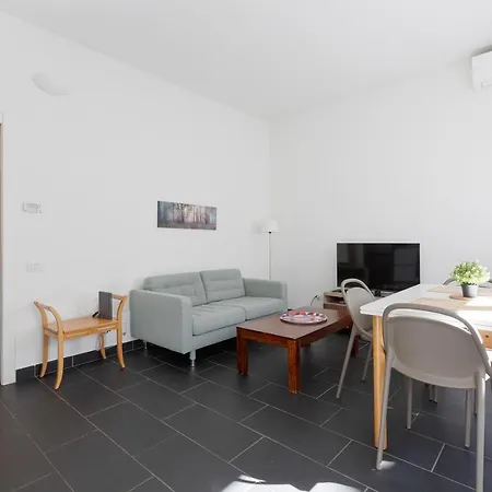 Apartment Industrial Design - With Terrace *